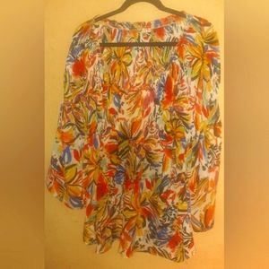 Spense Flowy, Flowery Lightweight Top